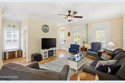 101 NE 33rd Street, Oak Island, NC 28465 - Photo 8