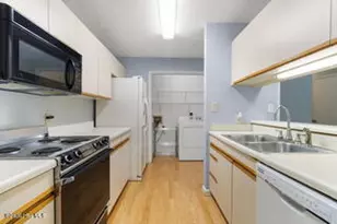 663 Bartons Landing Pl, Fayetteville, NC 28314 - Photo 10