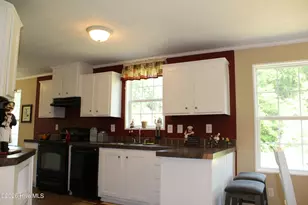 137 George Sumner Rd, Beulaville, NC 28518 - Photo 8