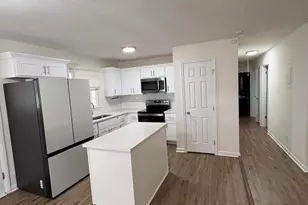 4334 Forest View Dr, Fayetteville, NC 28304 - Photo 8