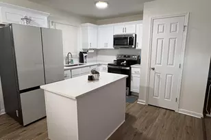 4334 Forest View Dr, Fayetteville, NC 28304 - Photo 8