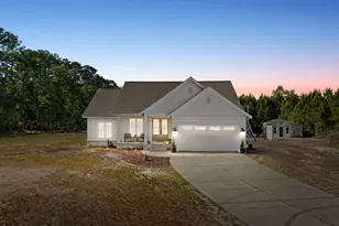 1042 Mable Dr, Calabash, NC 28467 - Photo 1