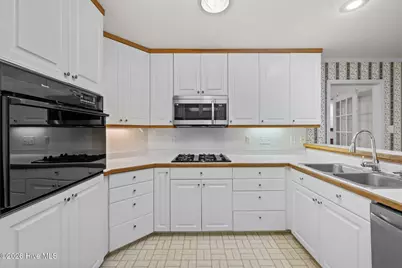 7103 Brigantine Boulevard, Oriental, NC 28571 - Photo 14