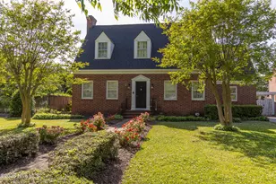208 S Moseley St, Edenton, NC 27932 - Photo 4