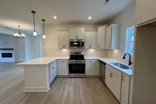 640 Chambers Dr, Southern Pines, NC 28387 - Photo 8