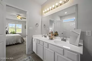 401 Vandemere Ct, Holly Ridge, NC 28445 - Photo 20