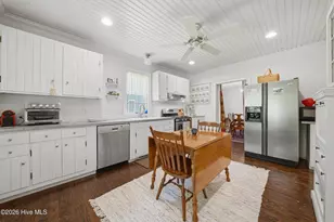 409 Elliott St, Edenton, NC 27932 - Photo 14