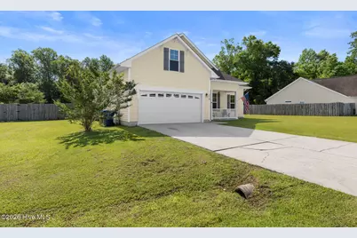 218 Blue Creek Farms Drive, Jacksonville, NC 28540 - Photo 2