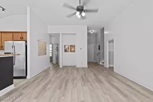 218 Blue Creek Farms Drive, Jacksonville, NC 28540 - Photo 8