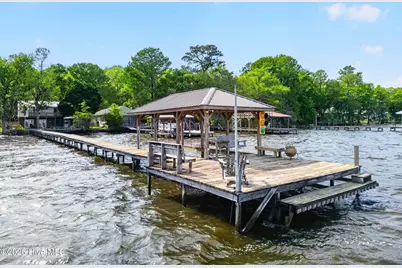 2910 Canal Cove Road, Lake Waccamaw, NC 28450 - Photo 20
