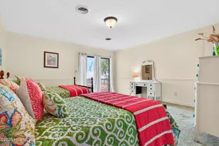 2910 Canal Cove Rd, Lake Waccamaw, NC 28450 - Photo 28