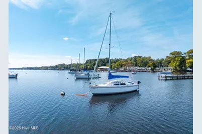 2910 Canal Cove Road, Lake Waccamaw, NC 28450 - Photo 46
