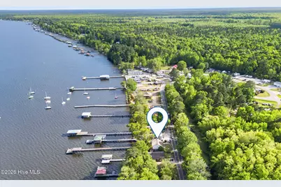2910 Canal Cove Road, Lake Waccamaw, NC 28450 - Photo 30