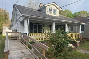 704 S Franklin St, Rocky Mount, NC 27803 - Photo 2