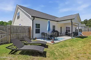 235 Enfield Dr, Carthage, NC 28327 - Photo 2