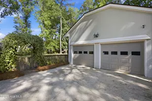 206 Granville Dr, Greenville, NC 27858 - Photo 2
