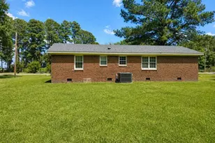 5500 Gaskins Rd, Grimesland, NC 27837 - Photo 2