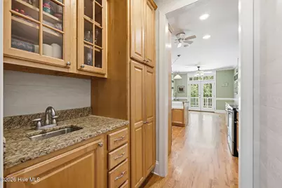 202 Emmen Road, New Bern, NC 28562 - Photo 6