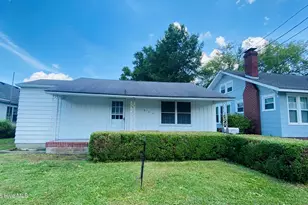 804 Maple St, Elizabeth City, NC 27909 - Photo 1