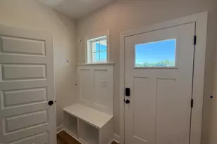 117 Margot Manor Dr, Benson, NC 27504 - Photo 2