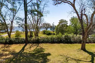 205 High St, Oriental, NC 28571 - Photo 30
