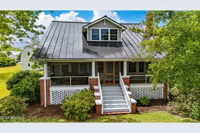 205 High Street, Oriental, NC 28571 - Photo 2