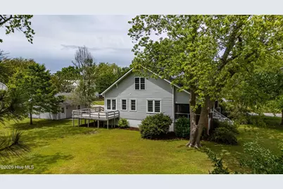 205 High Street, Oriental, NC 28571 - Photo 32