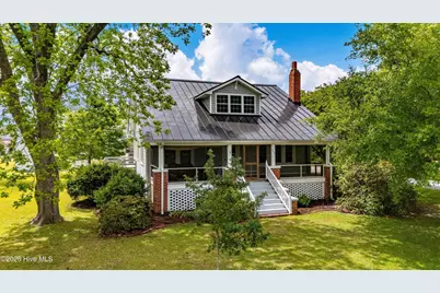 205 High Street, Oriental, NC 28571 - Photo 1