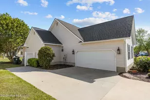 112 Carefree Ln, Morehead City, NC 28557 - Photo 4