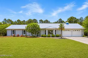 218 Lake Arthur Dr, Newport, NC 28570 - Photo 1