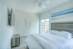 803 S 6th St, Carolina Beach, NC 28428 - Photo 18