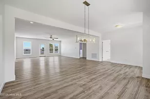106 Elizabeth Way Ct, Swansboro, NC 28584 - Photo 18