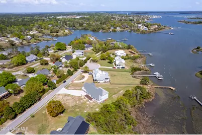 106 Elizabeth Way Court, Swansboro, NC 28584 - Photo 14