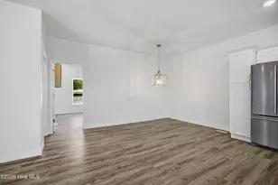 106 Elizabeth Way Ct, Swansboro, NC 28584 - Photo 24