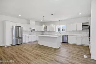 106 Elizabeth Way Ct, Swansboro, NC 28584 - Photo 6