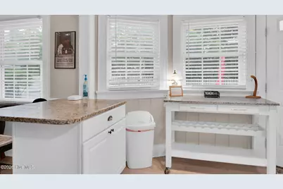 1902 Sherwood Drive, Greenville, NC 27858 - Photo 20