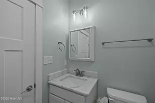 310 Lord Berkeley Dr, Emerald Isle, NC 28594 - Photo 28