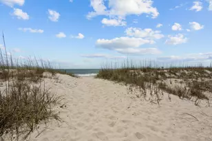 310 Lord Berkeley Dr, Emerald Isle, NC 28594 - Photo 10