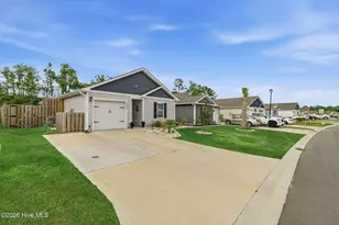 2028 Course Ln, Surf City, NC 28445 - Photo 4
