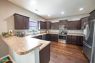 408 Pewter Ct, Jacksonville, NC 28546 - Photo 10