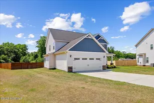 119 Auburn Bay Dr, Pikeville, NC 27863 - Photo 2