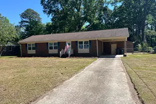 2503 Lisa Ln, Goldsboro, NC 27534 - Photo 4