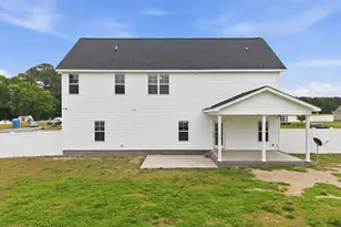 300 Shortleaf Dr, Grimesland, NC 27837 - Photo 34