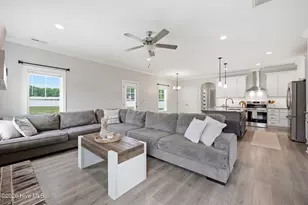 300 Shortleaf Dr, Grimesland, NC 27837 - Photo 8