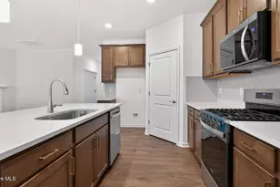 172 Prairie Wolf St, Sanford, NC 27330 - Photo 8