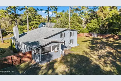 1909 Ef Thompkins Lane, New Bern, NC 28562 - Photo 6