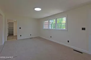 113 W Church St, Beulaville, NC 28518 - Photo 8
