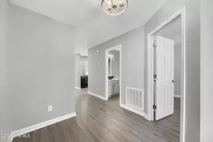 6211 Wrightsville Ave, Wilmington, NC 28403 - Photo 4