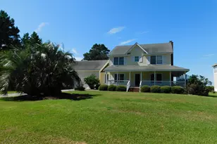 213 Rudolph Dr, Beaufort, NC 28516 - Photo 2