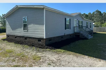 4214 8th Street SE, Southport, NC 28461 - Photo 4